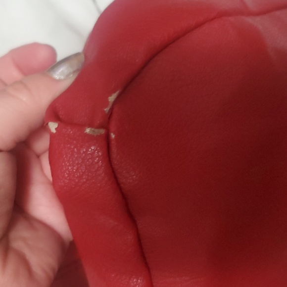 Red R+J purse - Picture 9 of 11